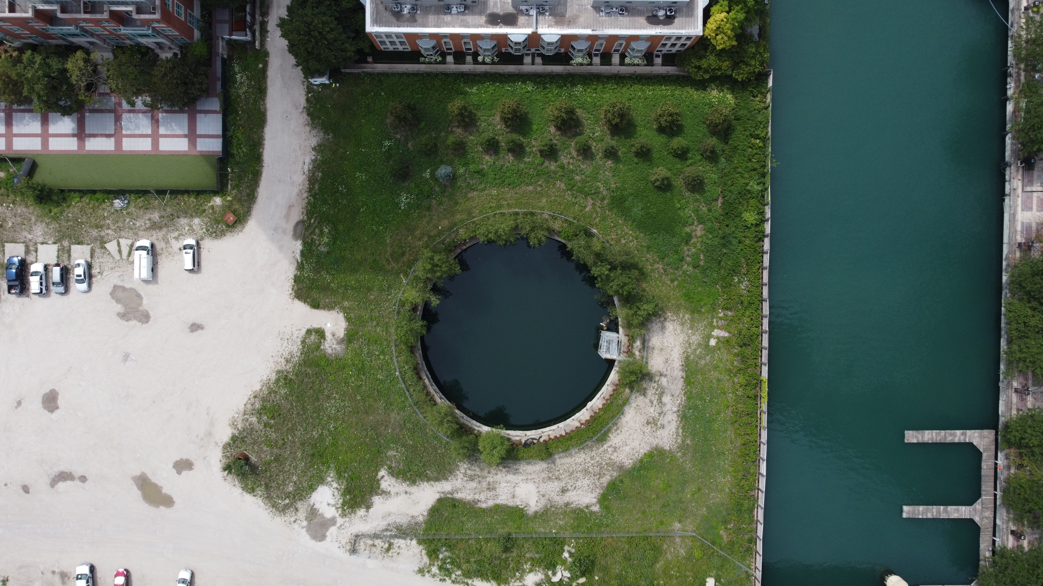 Current photograph of Chicago Spire (Fordham Spire) in Chicago.
